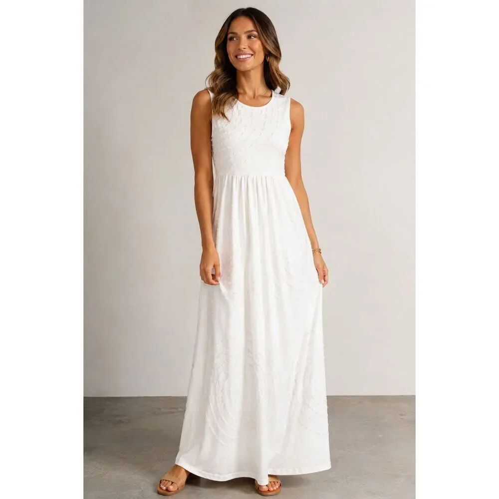 Ellie’s Boutique White Sleeveless Maxi Dress Textured Swirl Size S NWT